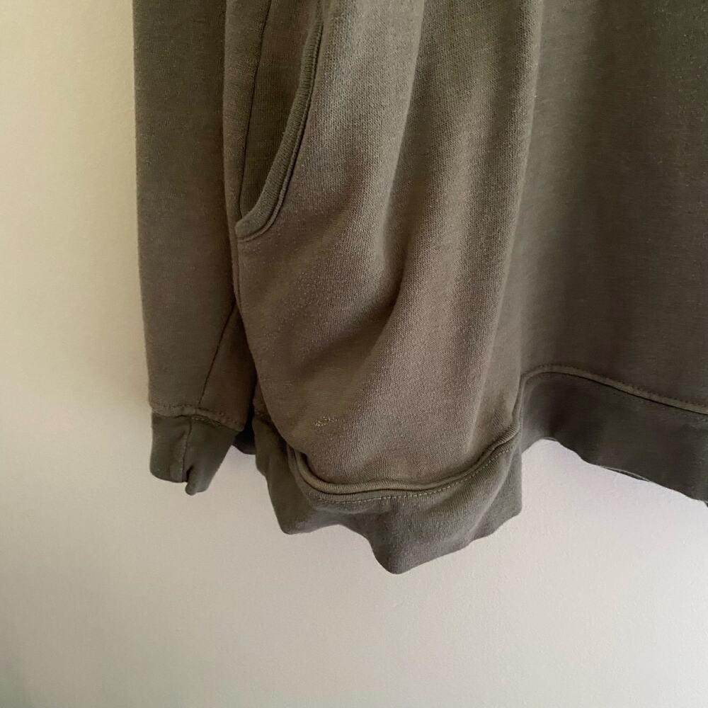 Natural Life Cotton Sweatshirt Green Moose Graphic Womens Size Large - Picture 5 of 6